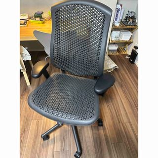 ハーマンミラー(Herman Miller)のHerman Miller ハーマンミラー正規品　セラチェアCJ133 ブラック(オフィスチェア)