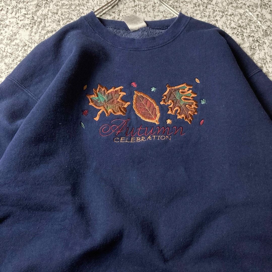 FRUIT OF THE LOOM(フルーツオブザルーム)の【90sメキシコ製】刺繍　落ち葉デザイン　肉厚ビンテージスウェット　ネイビー メンズのトップス(スウェット)の商品写真