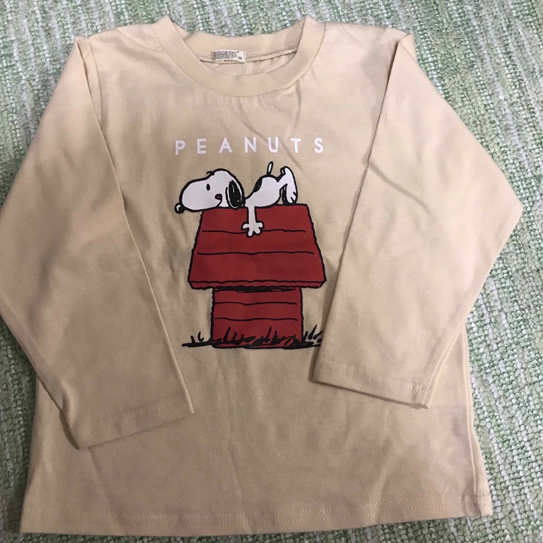 SNOOPY(スヌーピー)の新品 未使用 スヌーピー3点セット100 トレーナー  長袖Tシャツ  レギンス キッズ/ベビー/マタニティのキッズ服男の子用(90cm~)(その他)の商品写真