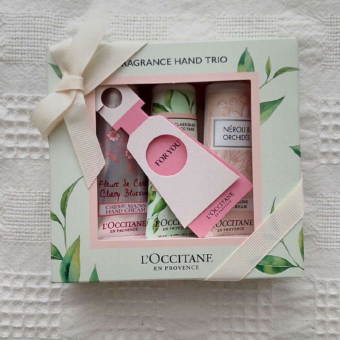 L'OCCITANE(ロクシタン)の✨①L'OCCITANE フレグランス ハンドクリームトリオ コスメ/美容のボディケア(ハンドクリーム)の商品写真