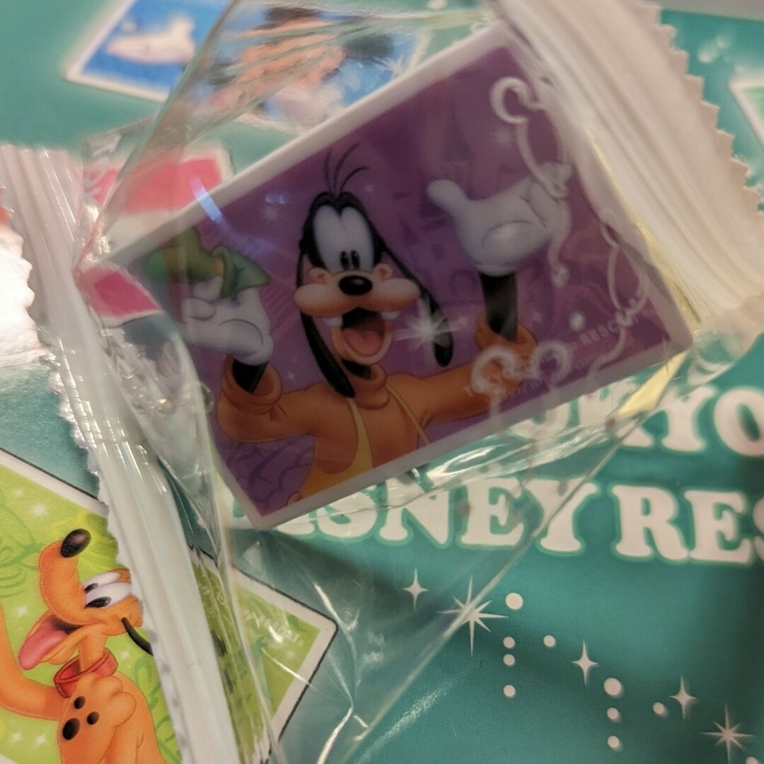 Disney(ディズニー)のチケット　キーチェーン　グーフィー エンタメ/ホビーのアニメグッズ(キーホルダー)の商品写真