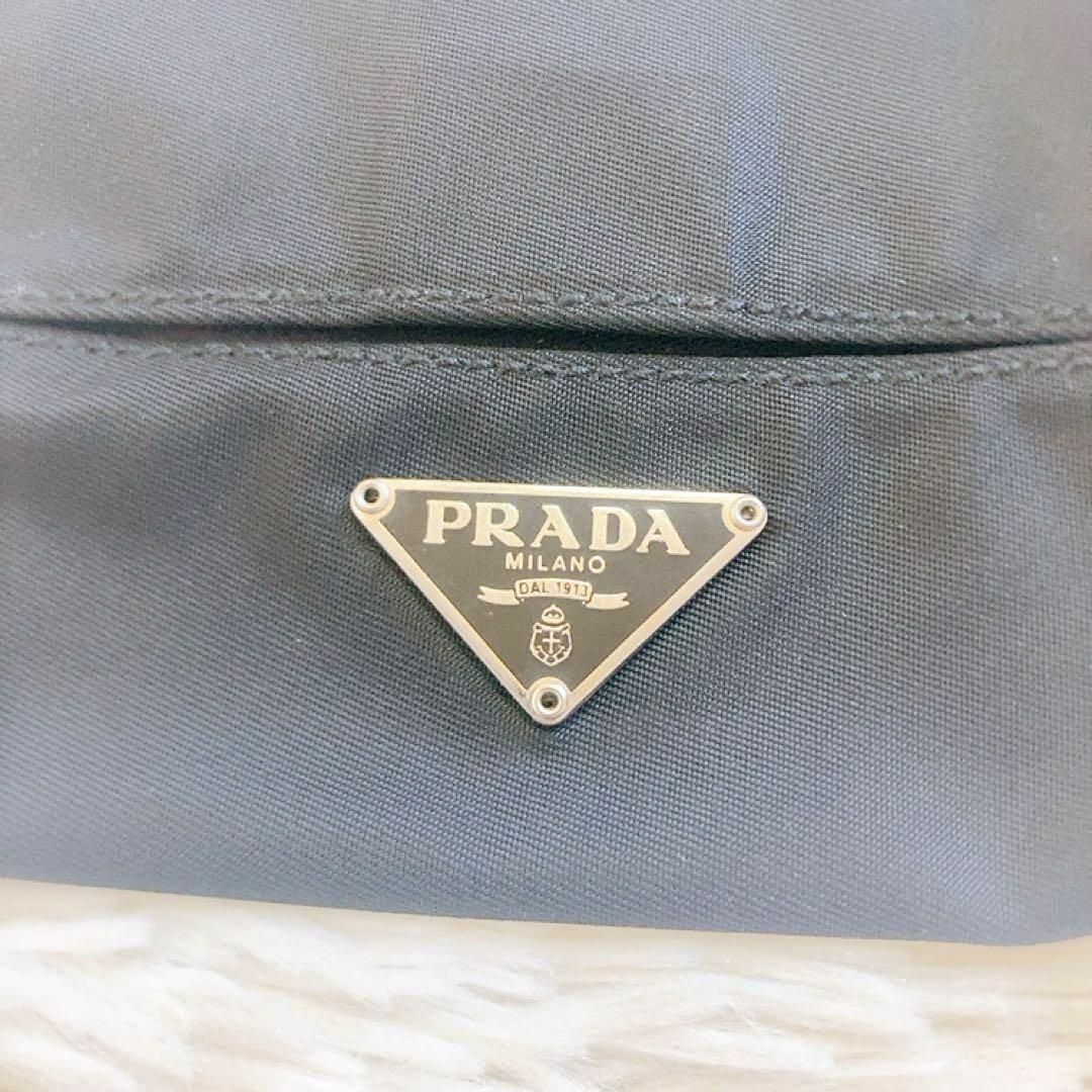 PRADA(プラダ)の✨未使用✨PRADA プラダ　ティッシュケース　ポケットティッシュ　ブラック レディースのファッション小物(その他)の商品写真