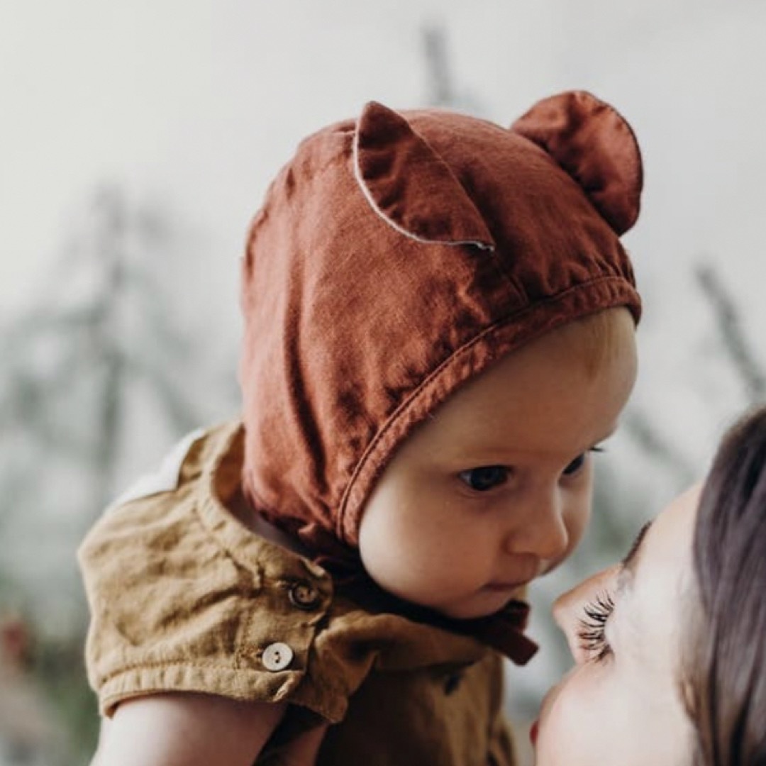 Caramel baby&child (キャラメルベビー&チャイルド)の【LA PETITE ALICE】Linen Bear Bonnet キッズ/ベビー/マタニティのこども用ファッション小物(帽子)の商品写真