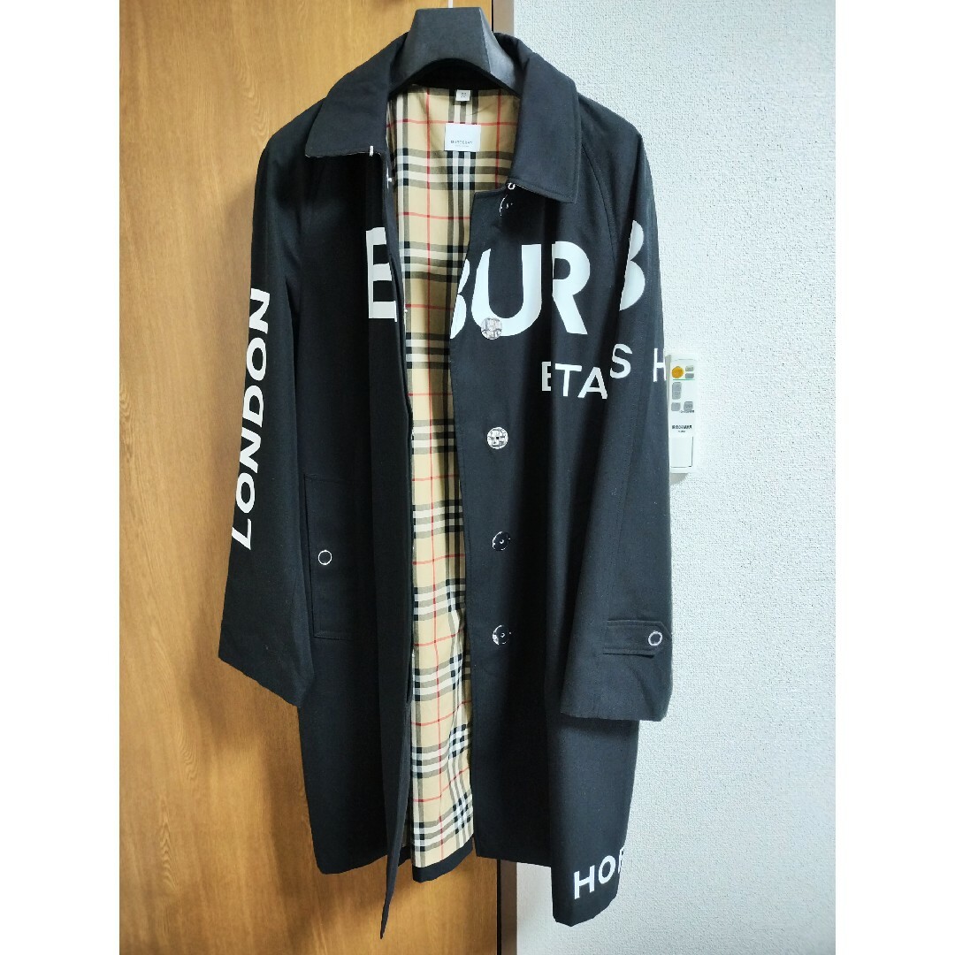 BURBERRY(バーバリー)の【美品】バーバリー　カーコート　ブラック レディースのジャケット/アウター(ロングコート)の商品写真