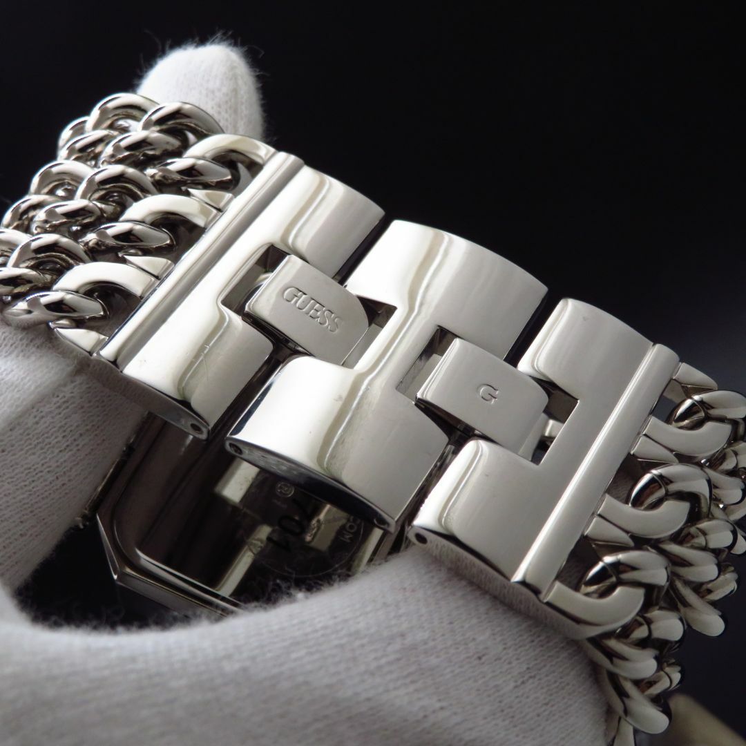 GUESS(ゲス)のGUESS 腕時計 キラキラベゼル ビッグフェイス  レディースのファッション小物(腕時計)の商品写真