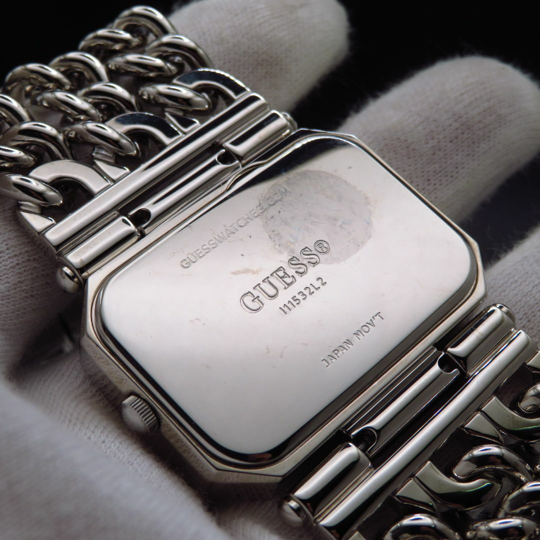 GUESS(ゲス)のGUESS 腕時計 キラキラベゼル ビッグフェイス  レディースのファッション小物(腕時計)の商品写真