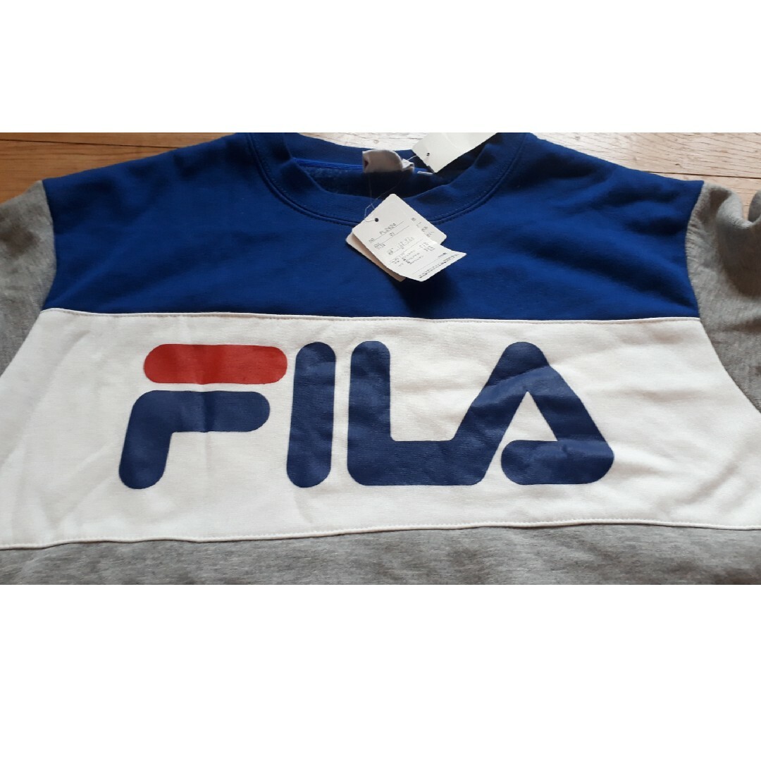 FILA(フィラ)の【新品　FILAのトレーナー】 レディースのトップス(トレーナー/スウェット)の商品写真