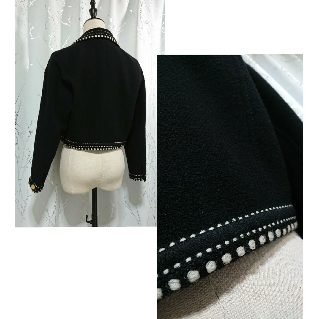 CHANEL - シャネル クロップド ジャケット❤️ロゴボタン CHANEL - シャネル クロップド ジャケット❤️ロゴボタン