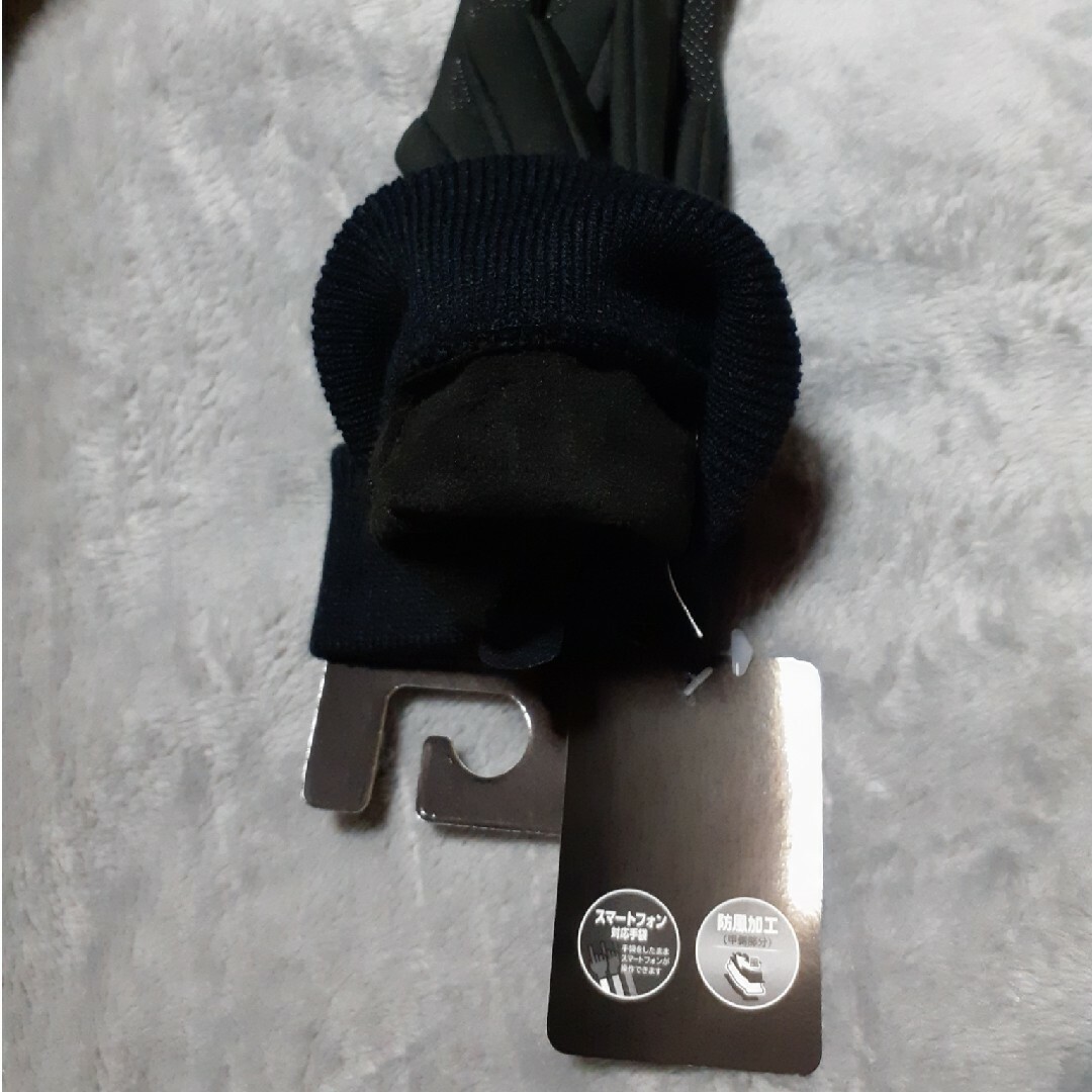 adidas(アディダス)の新品☆adidasレディース手袋(M小さめ) レディースのファッション小物(手袋)の商品写真