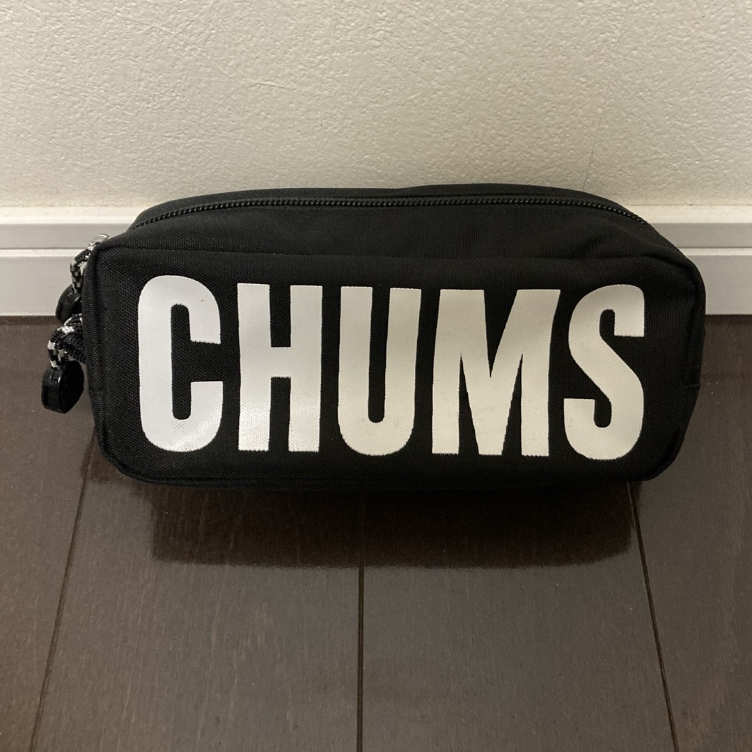 CHUMS(チャムス)のCHUMS チャムスポーチ　未使用 レディースのファッション小物(ポーチ)の商品写真