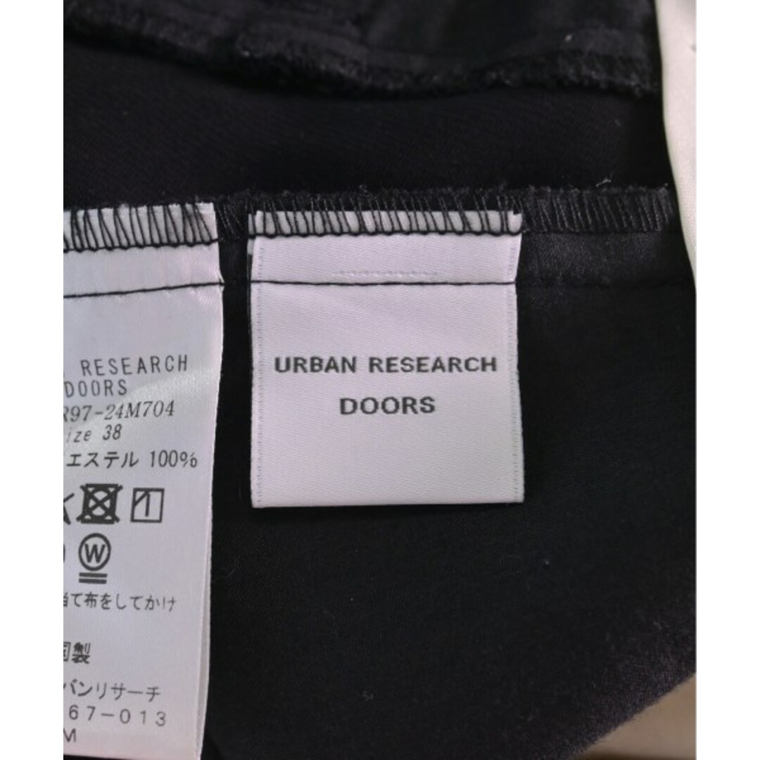 URBAN RESEARCH DOORS(アーバンリサーチドアーズ)のURBAN RESEARCH DOORS パンツ（その他） 38(M位) 黒 【古着】【中古】 レディースのパンツ(その他)の商品写真