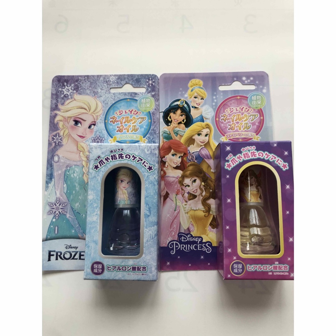 Disney(ディズニー)のディズニープリンセス シェイクネイルケアオイル2種&ネイルシール2種セット キッズ/ベビー/マタニティのこども用ファッション小物(その他)の商品写真