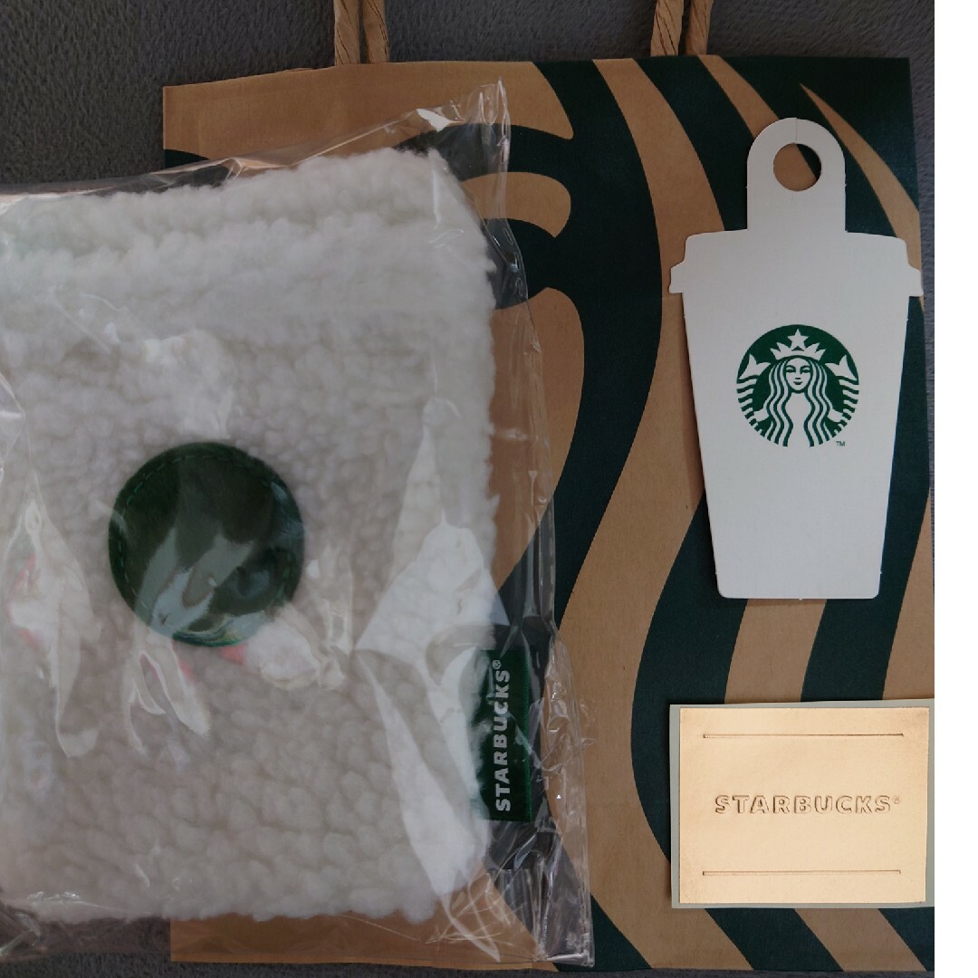 Starbucks Coffee(スターバックスコーヒー)の新品未使用　スターバックス　プレゼント　マルチケース　セット その他のその他(その他)の商品写真