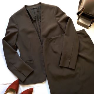 スーツカンパニー(THE SUIT COMPANY)のスーツ　レディーススーツ　2wayジャケット　ストレッチ　仕事　営業　上品(ノーカラージャケット)