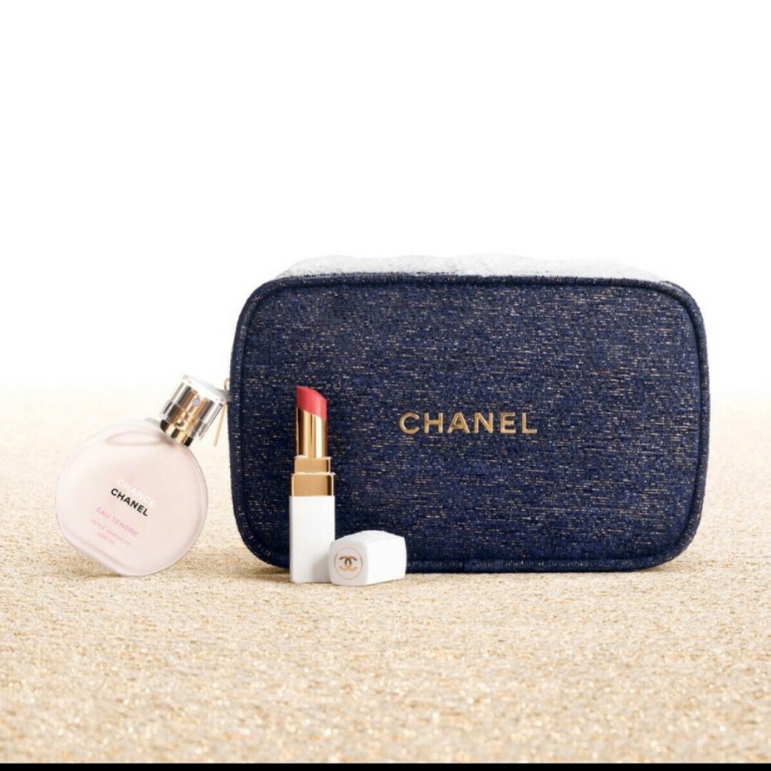 CHANEL(シャネル)の【CHANEL】ホリデー限定セット　　エッセンシャルセット コスメ/美容のベースメイク/化粧品(口紅)の商品写真