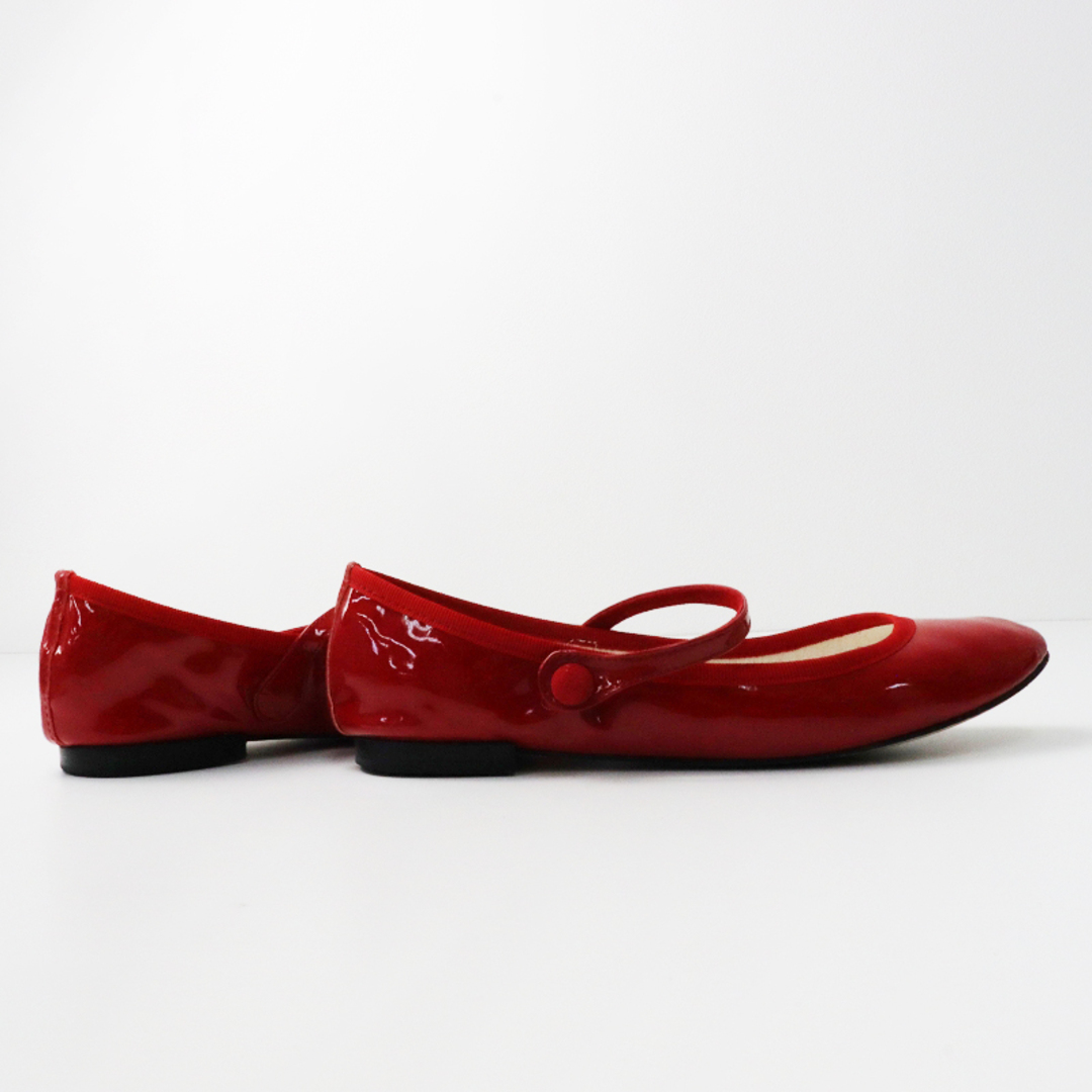 repetto(レペット)のレペット repetto LIO リオ パテントレザー ストラップ バレエシューズ 38.5/レッド 赤 フラットパンプス【2400013643184】 レディースの靴/シューズ(ハイヒール/パンプス)の商品写真