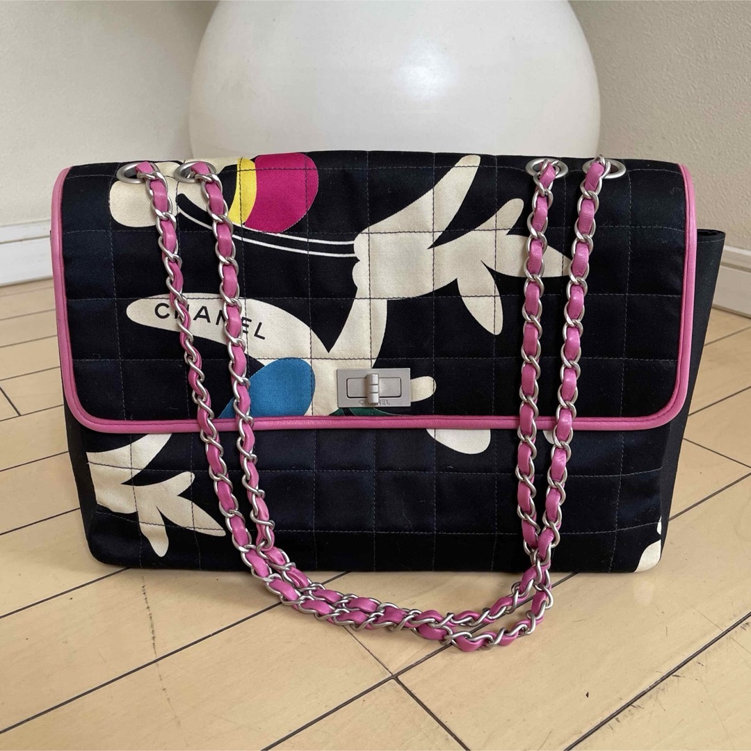 CHANEL(シャネル)のシャネル　チェーンバッグ　ショルダーバッグ レディースのバッグ(ショルダーバッグ)の商品写真