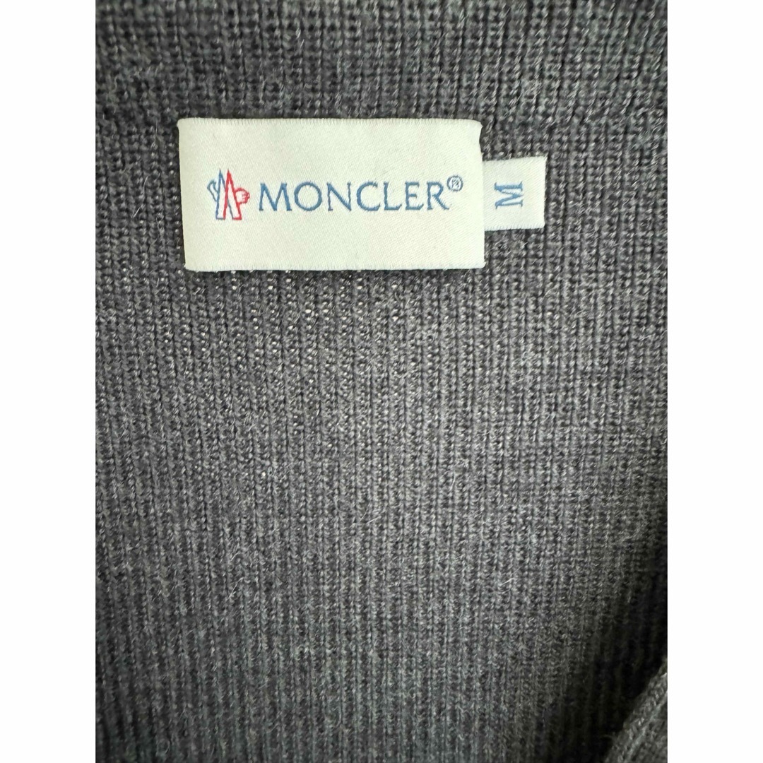 MONCLER(モンクレール)のMONCLER モンクレール　ダウンベスト メンズのジャケット/アウター(ダウンベスト)の商品写真