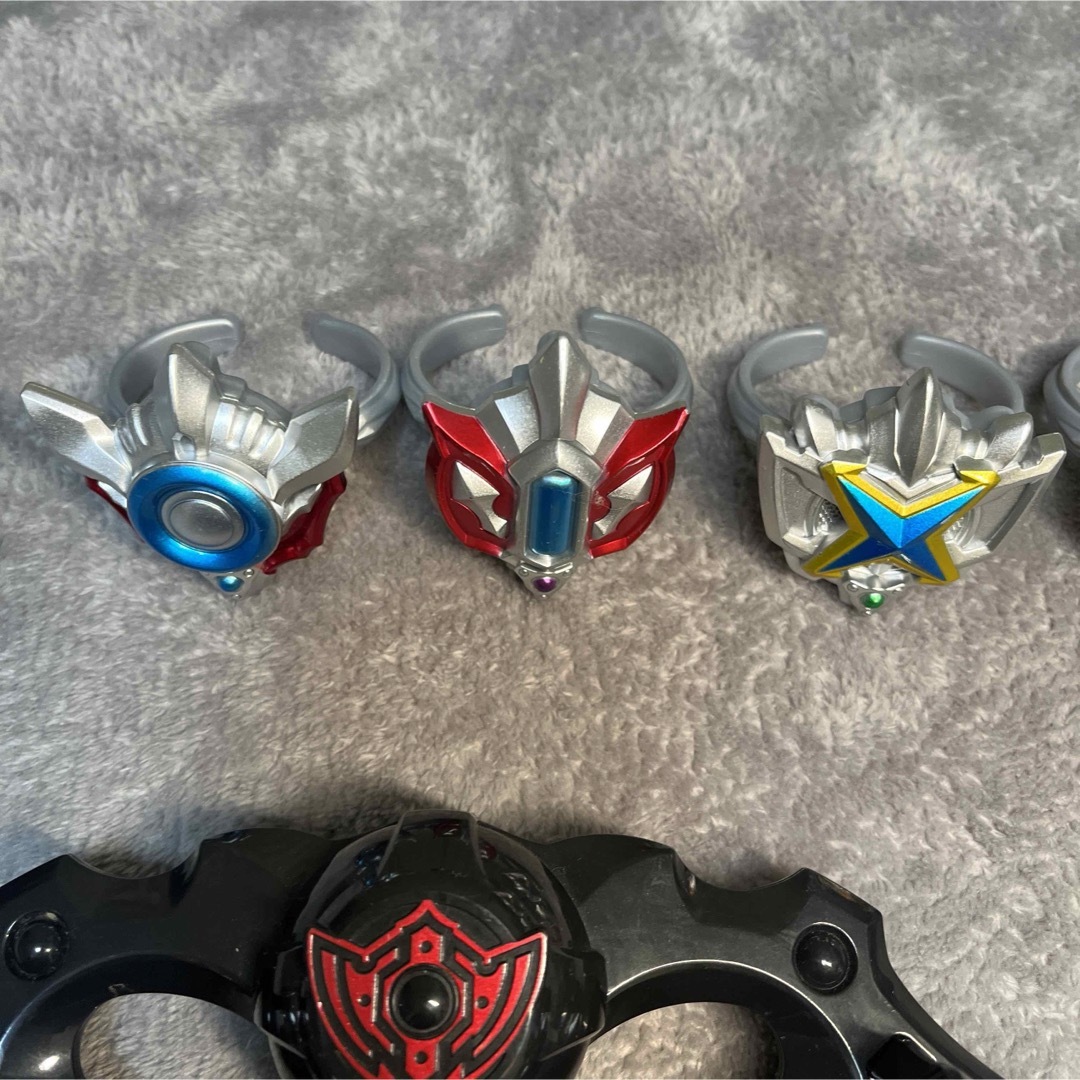 BANDAI(バンダイ)のウルトラマンタイガ DXウルトラマンタイガ完全なりきりセット　レア エンタメ/ホビーのフィギュア(特撮)の商品写真