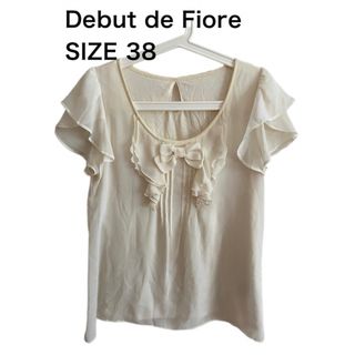 デビュードフィオレ(Debut de Fiore)のDebut de Fioreデビュードフィオレ 半袖ブラウス フリル リボン38(シャツ/ブラウス(半袖/袖なし))