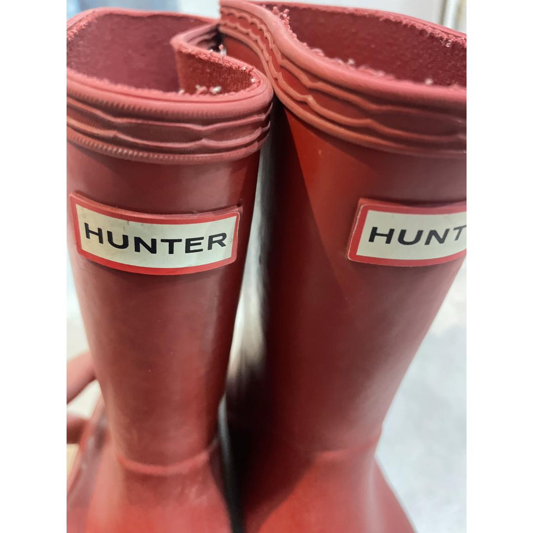 HUNTER(ハンター)のハンターキッズ　レインシューズ　レッド　赤　中古 キッズ/ベビー/マタニティのキッズ靴/シューズ(15cm~)(長靴/レインシューズ)の商品写真