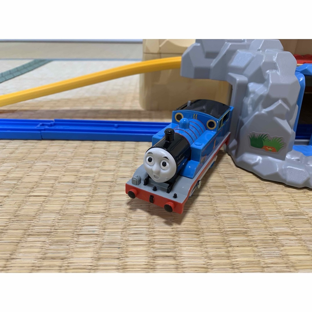 Takara Tomy - プラレール きかんしゃトーマス にげろ!トーマス Takara Tomy - プラレール きかんしゃトーマス にげろ!トーマス