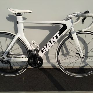 ジャイアント(Giant)のGIANT TRINITY TT　フルカーボン　ロードバイク(自転車本体)