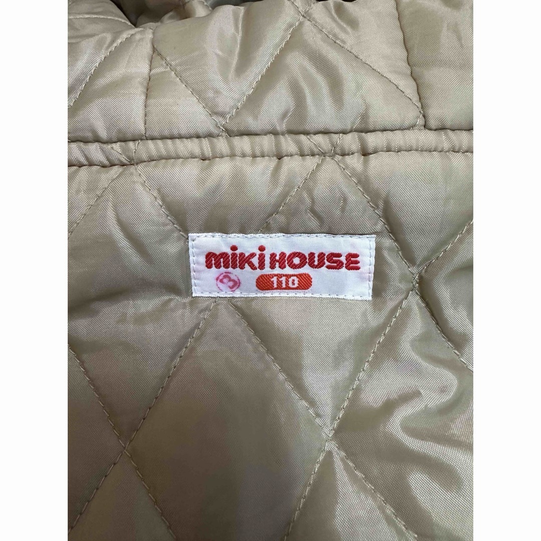 mikihouse(ミキハウス)のミキハウス　デニム地中綿ジャケット　サイズ110 ファー取り外し可能　美品 キッズ/ベビー/マタニティのキッズ服男の子用(90cm~)(ジャケット/上着)の商品写真