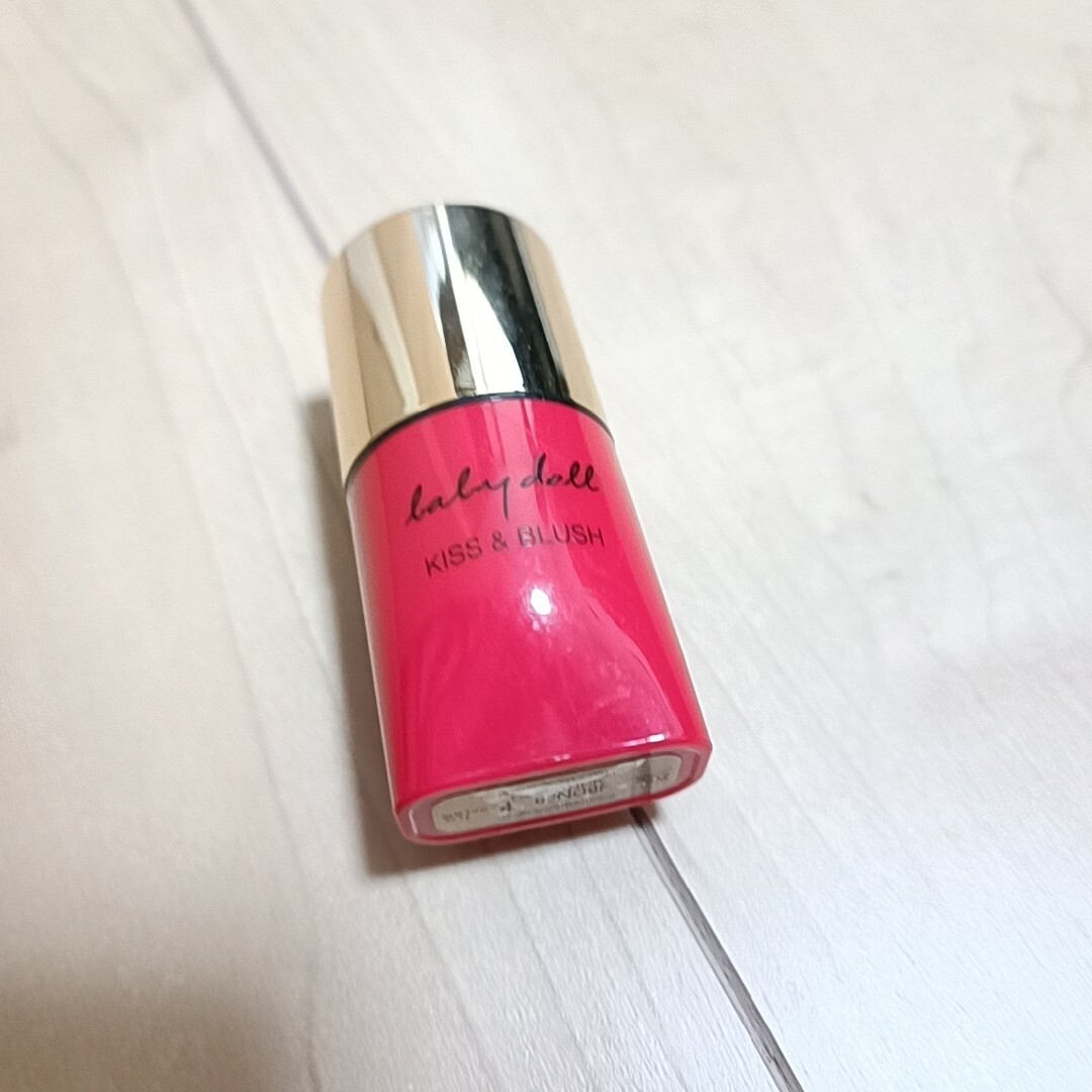 Yves Saint Laurent(イヴサンローラン)のイヴ・サンローラン　キス＆ブラッシュ コスメ/美容のベースメイク/化粧品(チーク)の商品写真