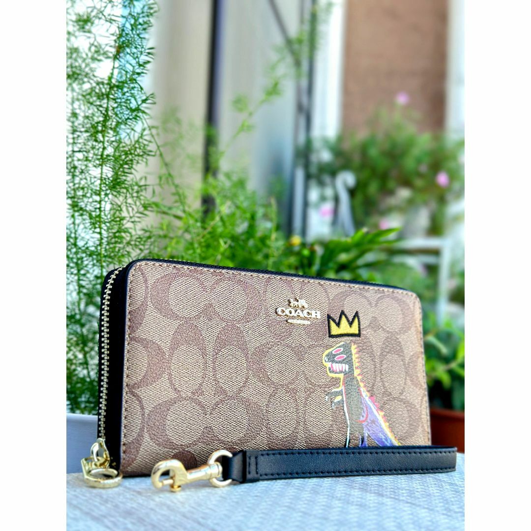 COACH(コーチ)のCOACH コーチ 長財布 シグネチャー バスキアコラボ レディースのファッション小物(財布)の商品写真