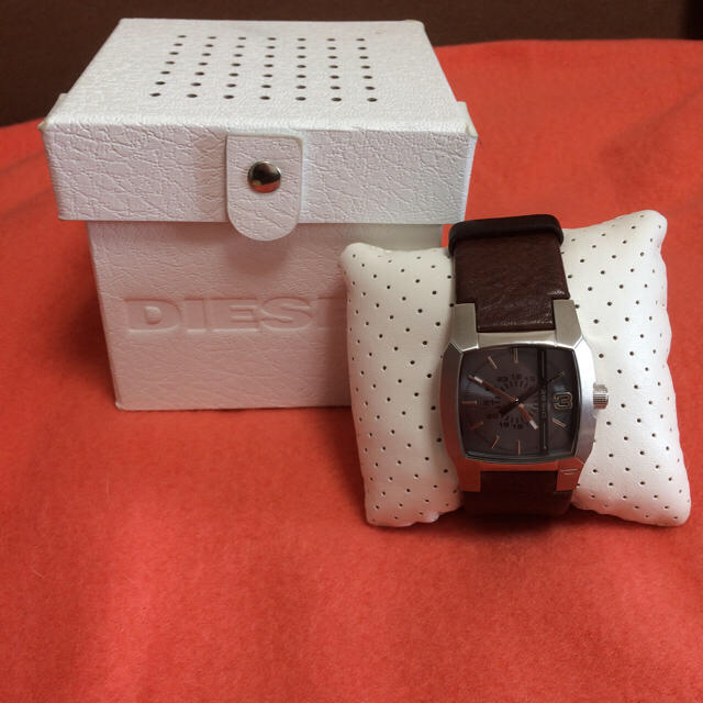 DIESEL(ディーゼル)の【箱、説明書付】DIESEL ディーゼル 腕時計 DZ-1123 クリフハンガー メンズの時計(腕時計(アナログ))の商品写真