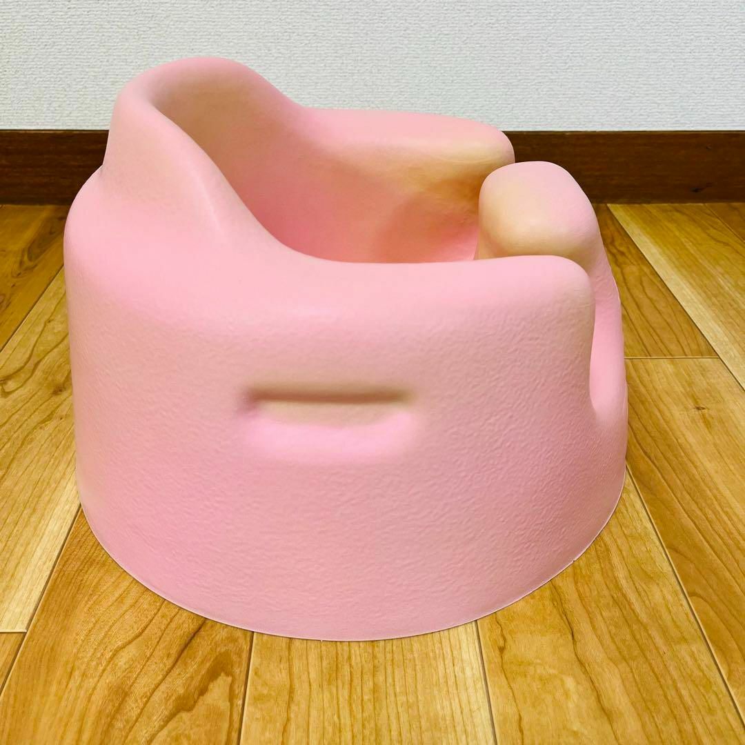 Bumbo(バンボ)のバンボ  Bumbo ピンク テーブル付き キッズ/ベビー/マタニティの寝具/家具(収納/チェスト)の商品写真