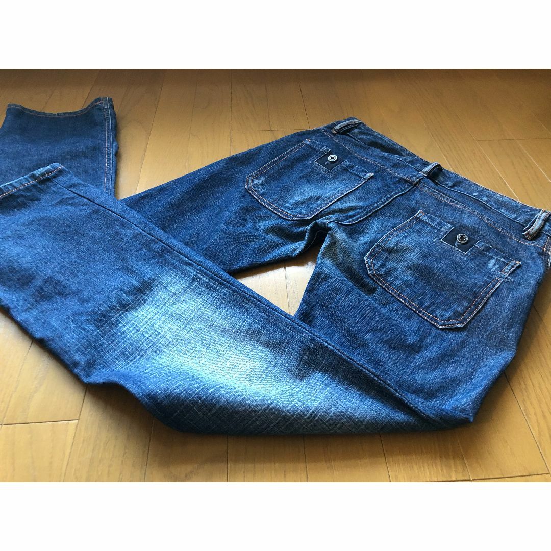 レア【DIESEL・正規店購入】イタリア製デニム（Size25）ストレート