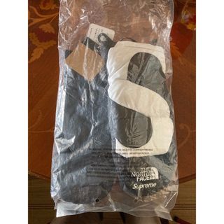 Supreme - Supreme TheNorthFace S Logo Nuptse Mitts