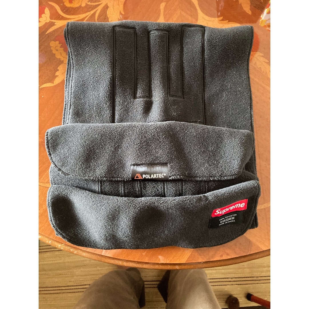 Supreme(シュプリーム)のSupreme Polartec Logo Scarf メンズのファッション小物(マフラー)の商品写真