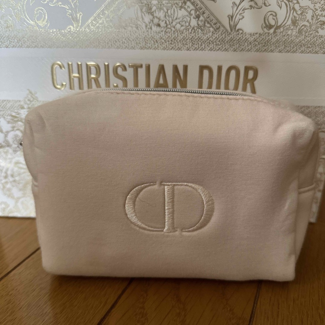 Dior(ディオール)のdior ディオール　ポーチ　ノベルティ レディースのファッション小物(ポーチ)の商品写真