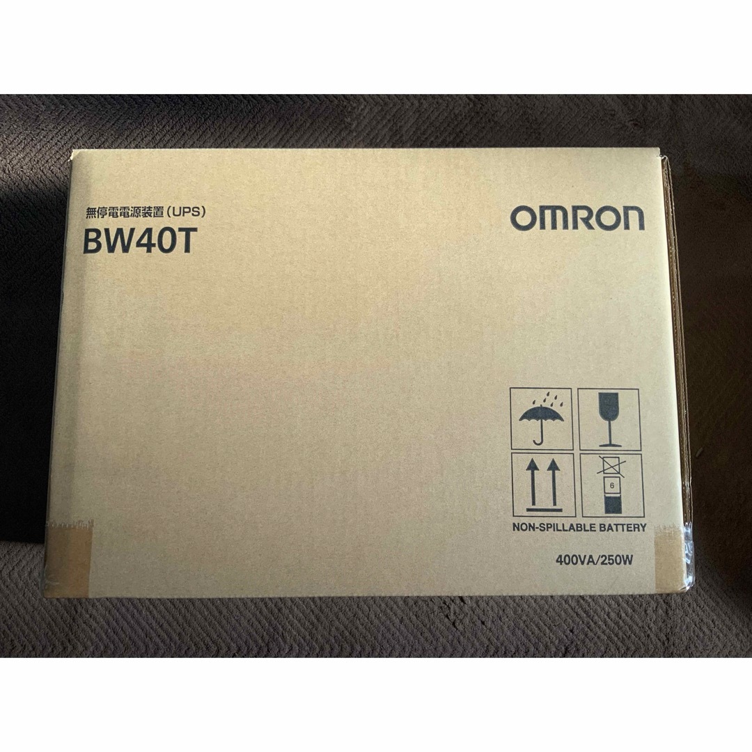 OMRON(オムロン)のOMRON オムロン UPS 無停電電源装置 常時商用給電 正弦波出力 400V スマホ/家電/カメラのPC/タブレット(PC周辺機器)の商品写真