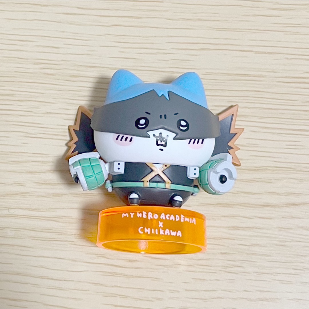 ちいかわ - ちいかわ フィギュアマスコット ヒロアカ ハチワレ ちいかわ - ちいかわ フィギュアマスコット ヒロアカ ハチワレ