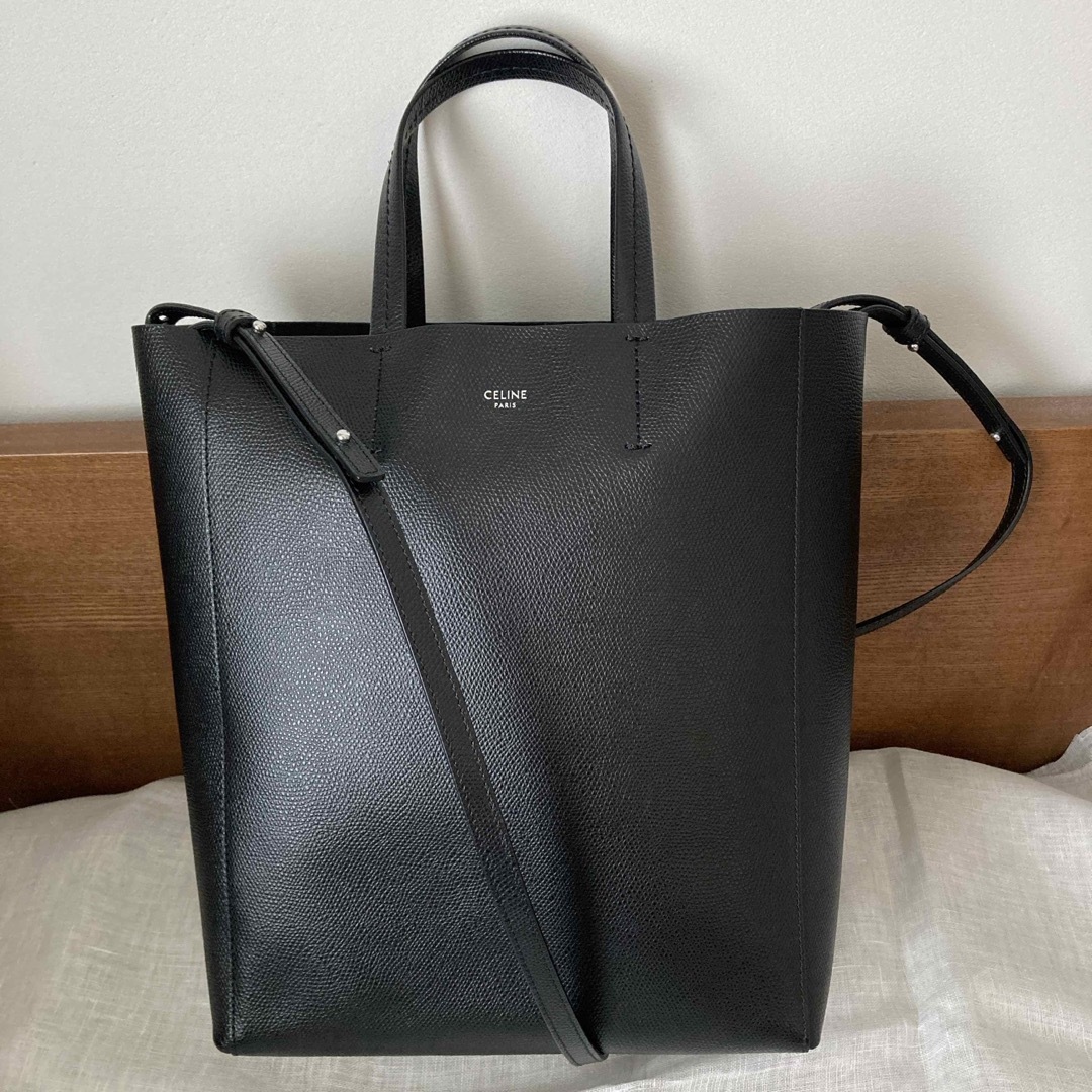 CELINE セリーヌ  スモールカバ　ブラックレディース