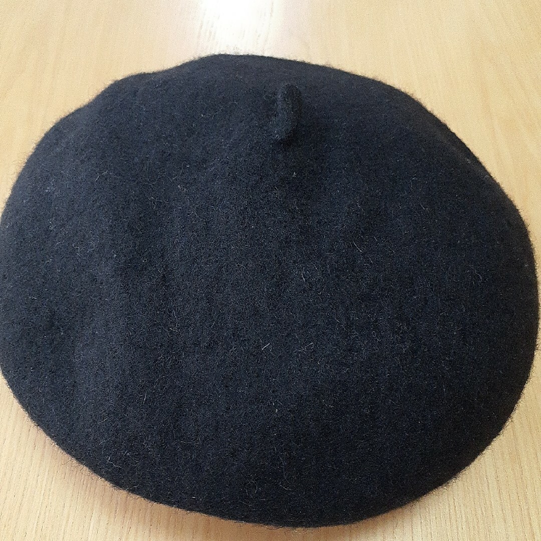 ベレー帽　ブラック　黒色　ウール レディースの帽子(ハンチング/ベレー帽)の商品写真