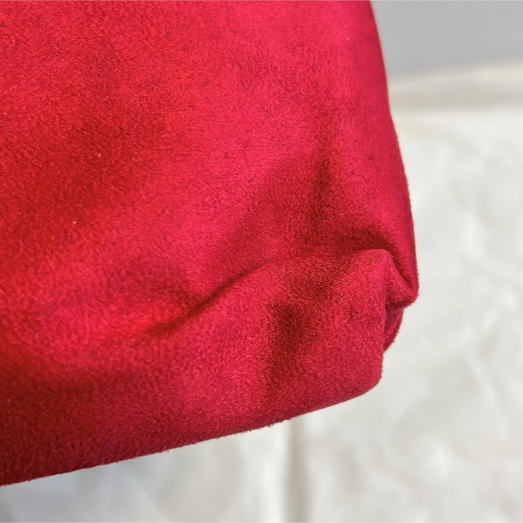Dior(ディオール)のディオール ビッグポーチ クラッチ レッド スエード ノベルティ 赤 箱なし レディースのファッション小物(ポーチ)の商品写真