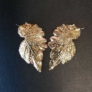 ピアス ゴールド　大きい(ピアス)