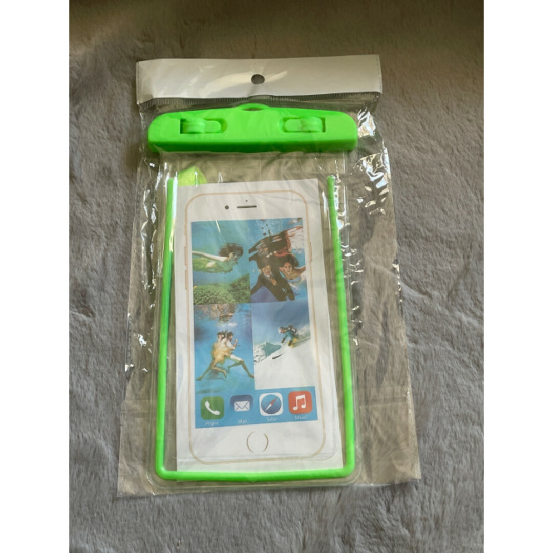 【大人気】防水スマホケース スマホポーチ 超高性能 green 緑 夏の定番 スマホ/家電/カメラのスマホアクセサリー(モバイルケース/カバー)の商品写真