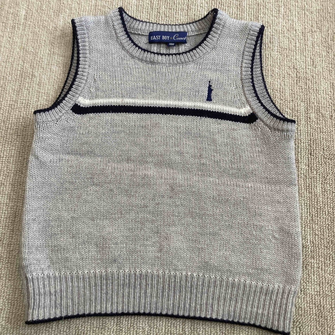 EASTBOY(イーストボーイ)のイーストボーイ　ニットベスト　100 キッズ/ベビー/マタニティのキッズ服男の子用(90cm~)(ニット)の商品写真