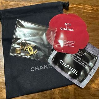 シャネル(CHANEL)のCHANELホリデーチャーム1つ＋サンプル(チャーム)