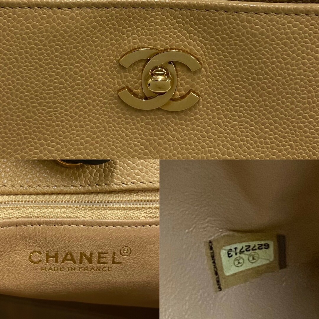 CHANEL(シャネル)のほぼ未使用 箱 袋付 カード シール有 6番台 CHANEL シャネル キャビアスキン レザー 本革 チェーン ミニ トートバッグ ベージュ 30154 レディースのバッグ(トートバッグ)の商品写真