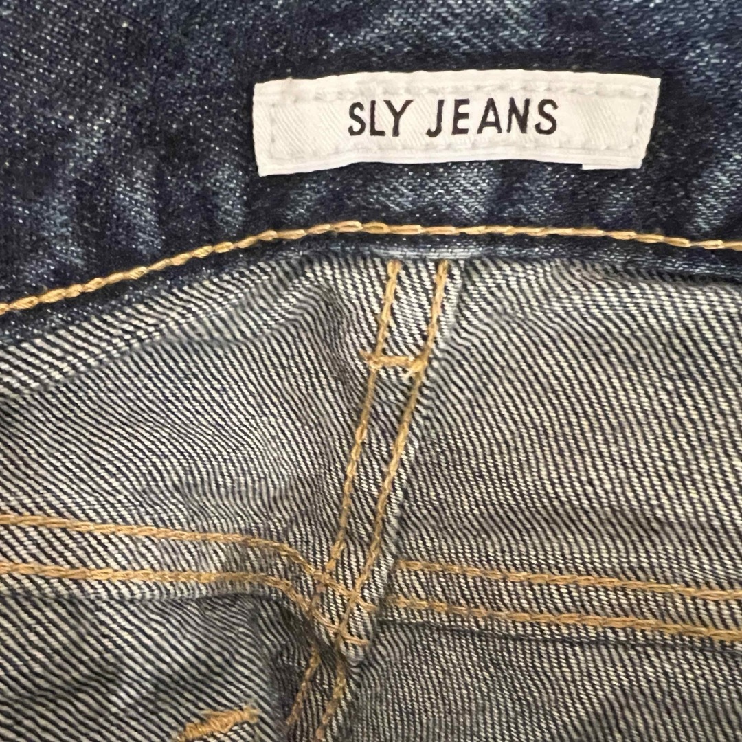 SLY(スライ)のSLYJEANS 台形デニムミニスカート レディースのスカート(ミニスカート)の商品写真