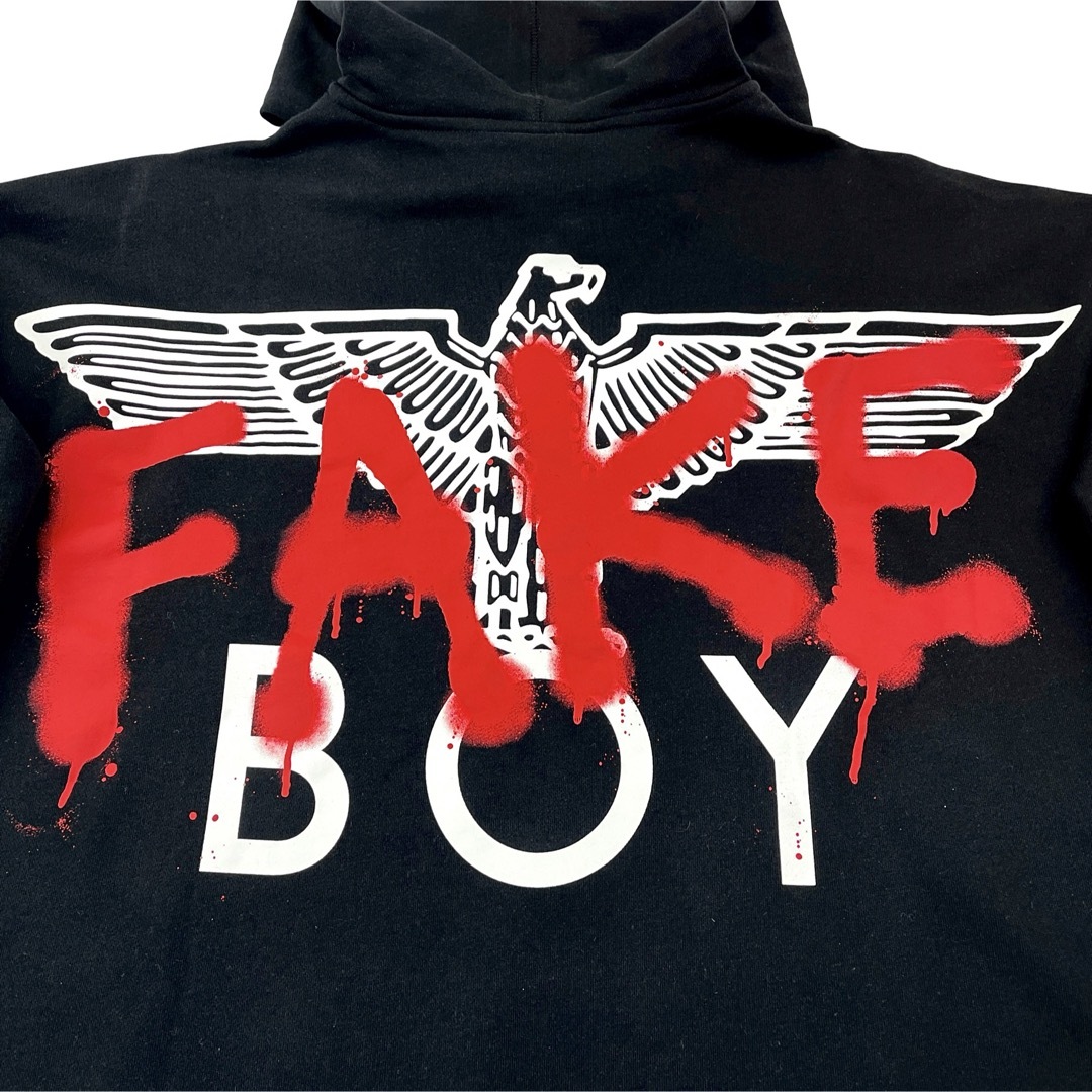 Boy London(ボーイロンドン)の新品 BOYLONDON FAKE 落書き グラフィティ ロゴ ビッグ パーカー メンズのトップス(パーカー)の商品写真