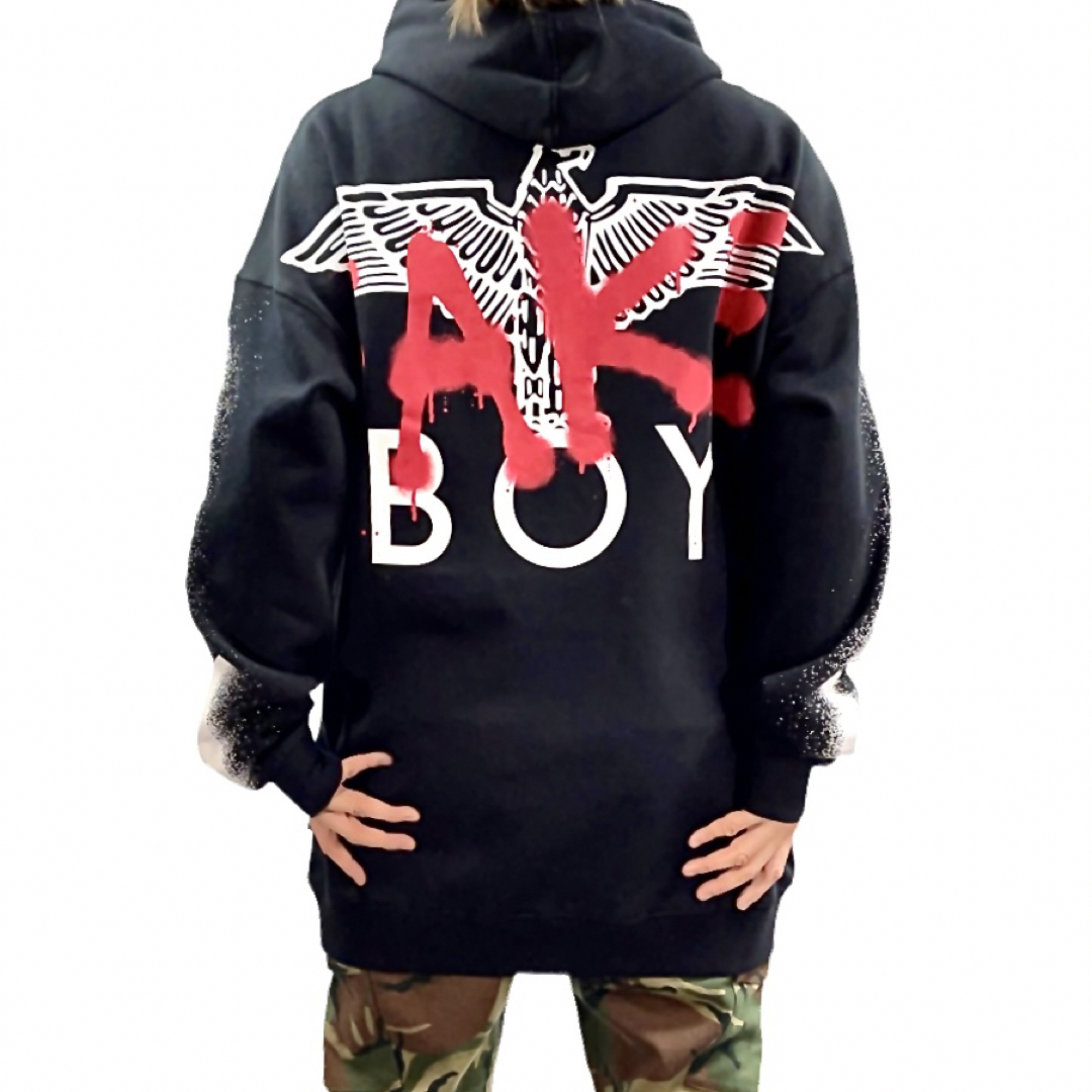 Boy London(ボーイロンドン)の新品 BOYLONDON FAKE 落書き グラフィティ ロゴ ビッグ パーカー メンズのトップス(パーカー)の商品写真