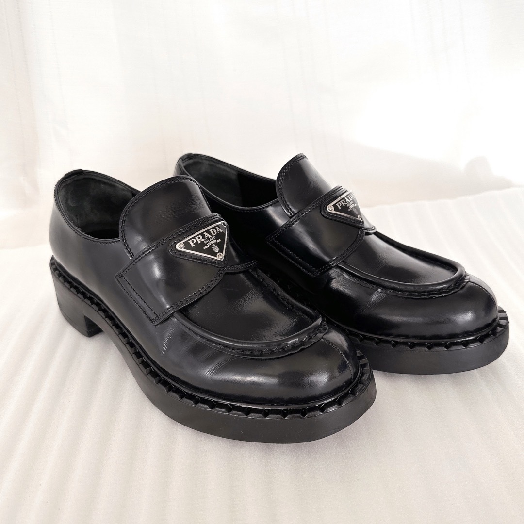 PRADA - PRADA プラダ チョコレート ブラッシュドレザー PRADA - PRADA プラダ チョコレート ブラッシュドレザー